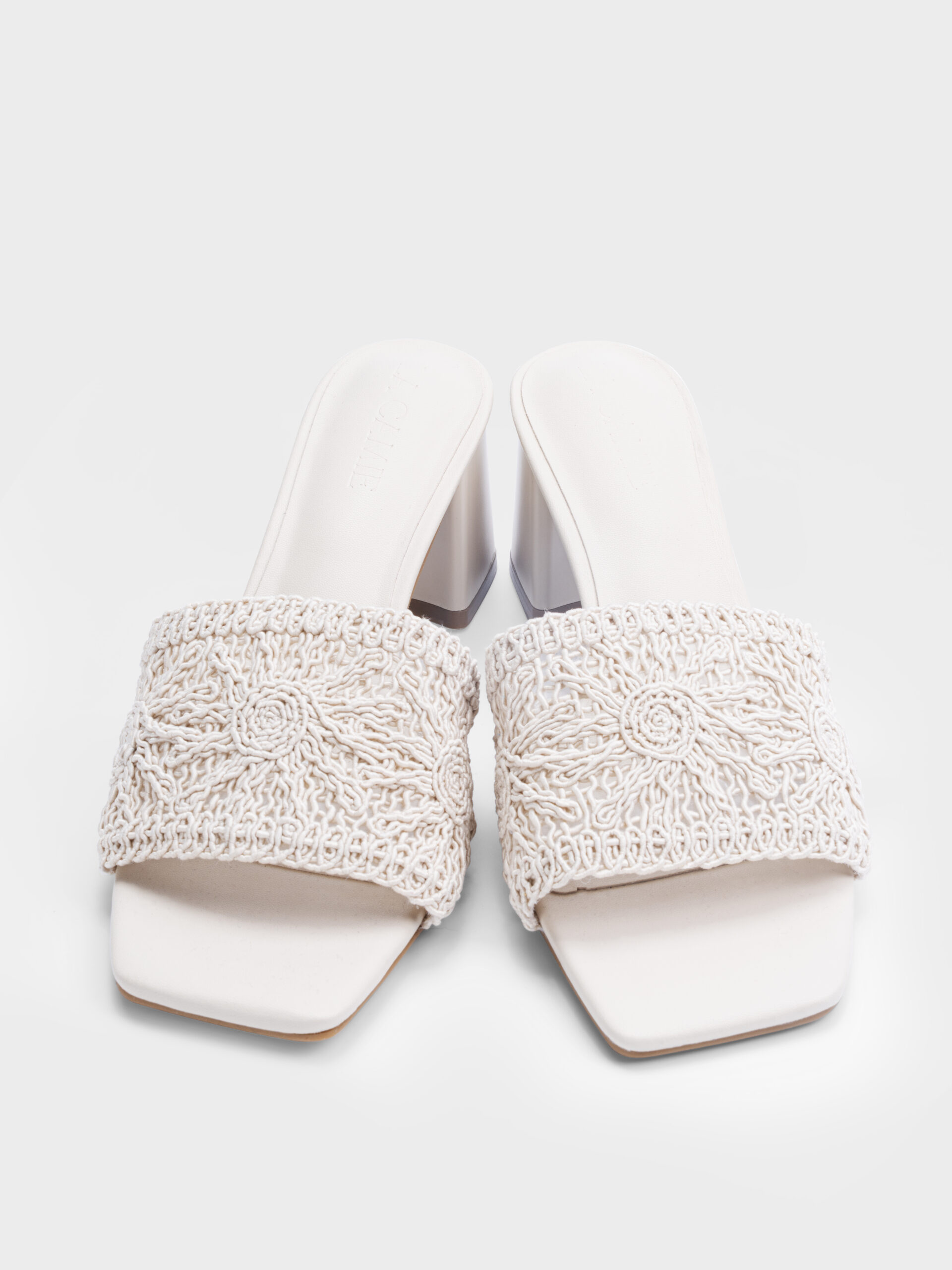 giày sandal đi biển