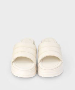 Dép nữ đế xuồng quai bản to màu kem, da microfiber satin, đế platform chống trượt – DB5B0112.