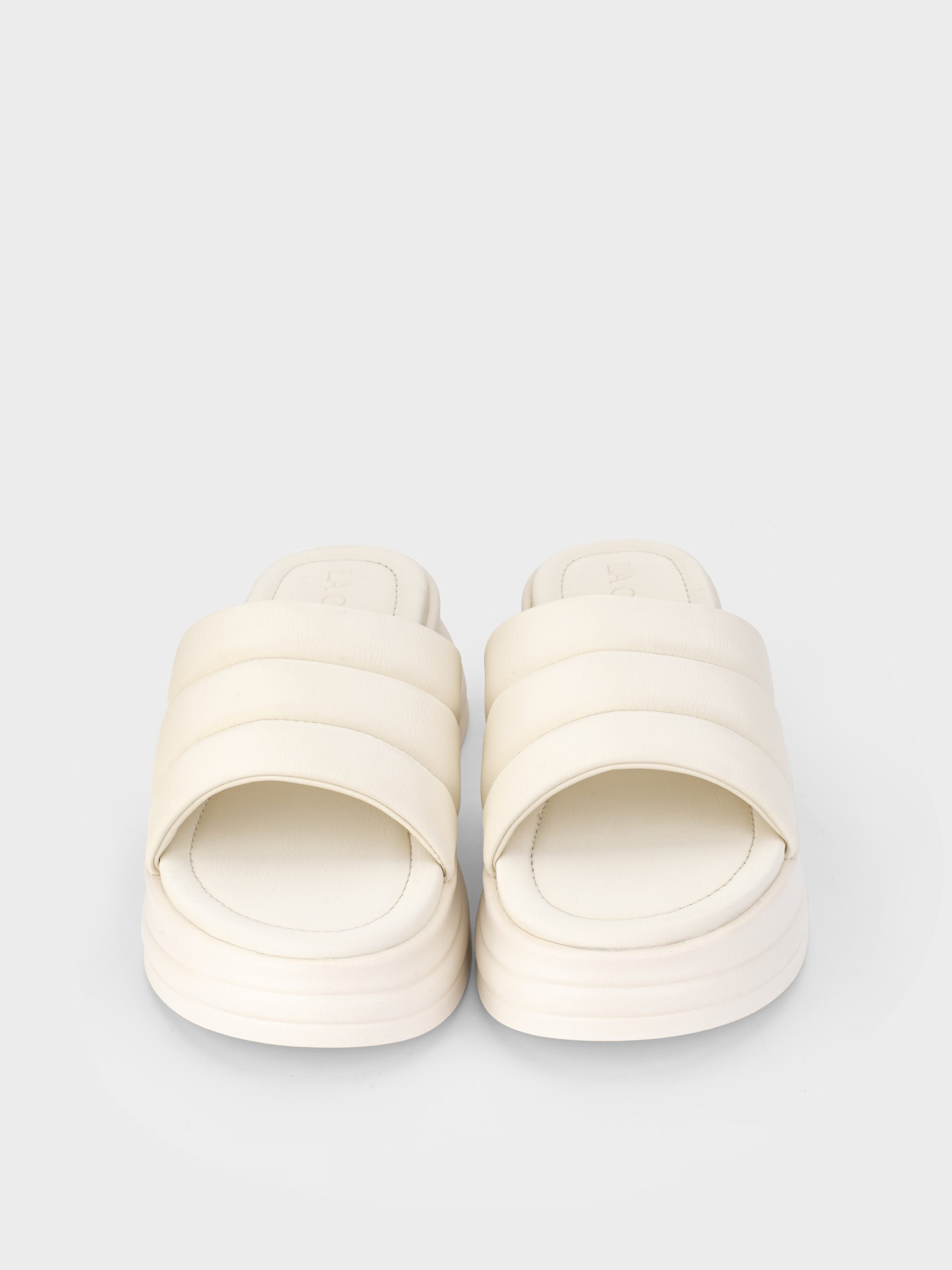 Dép nữ đế xuồng quai bản to màu kem, da microfiber satin, đế platform chống trượt – DB5B0112.