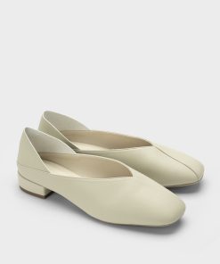 Giày bệt nữ mũi vuông khoét eo màu trắng, gót vuông thấp – GB5B0113